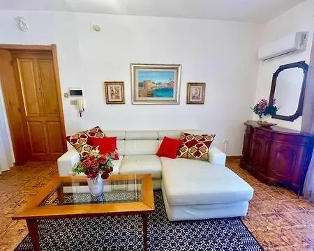 Sol Y Mar Apartment